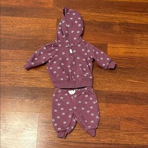 Carters 2 piece sweatsuit 3 months